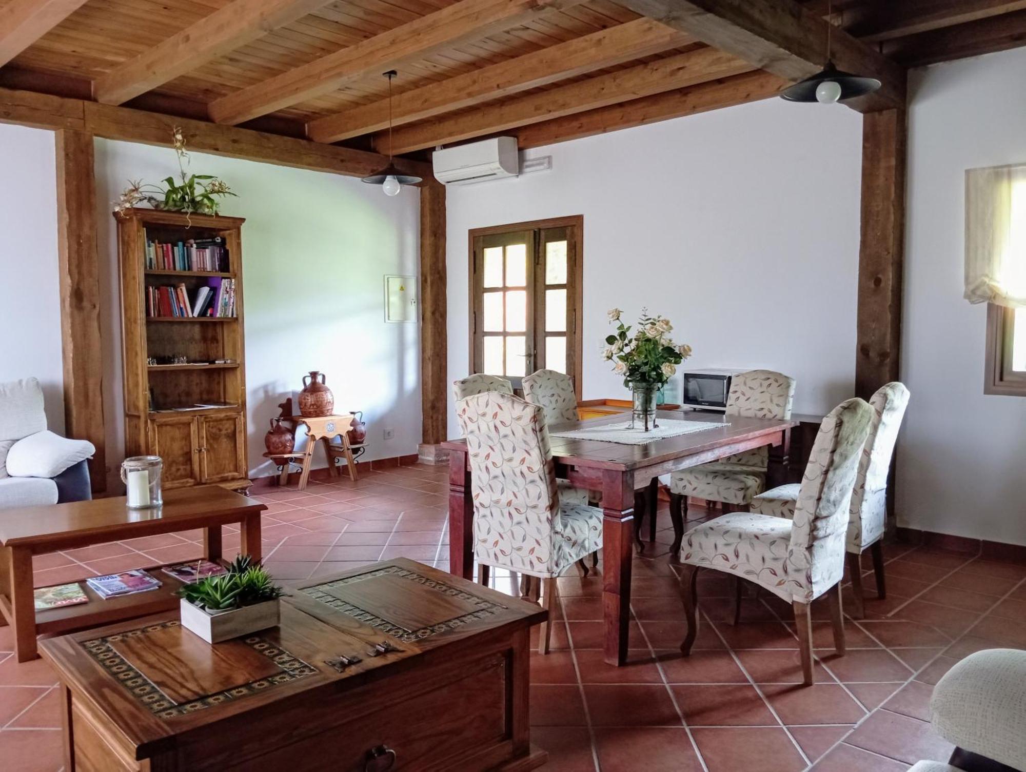 Hotel Rural La Covacha Losar De La Vera Esterno foto