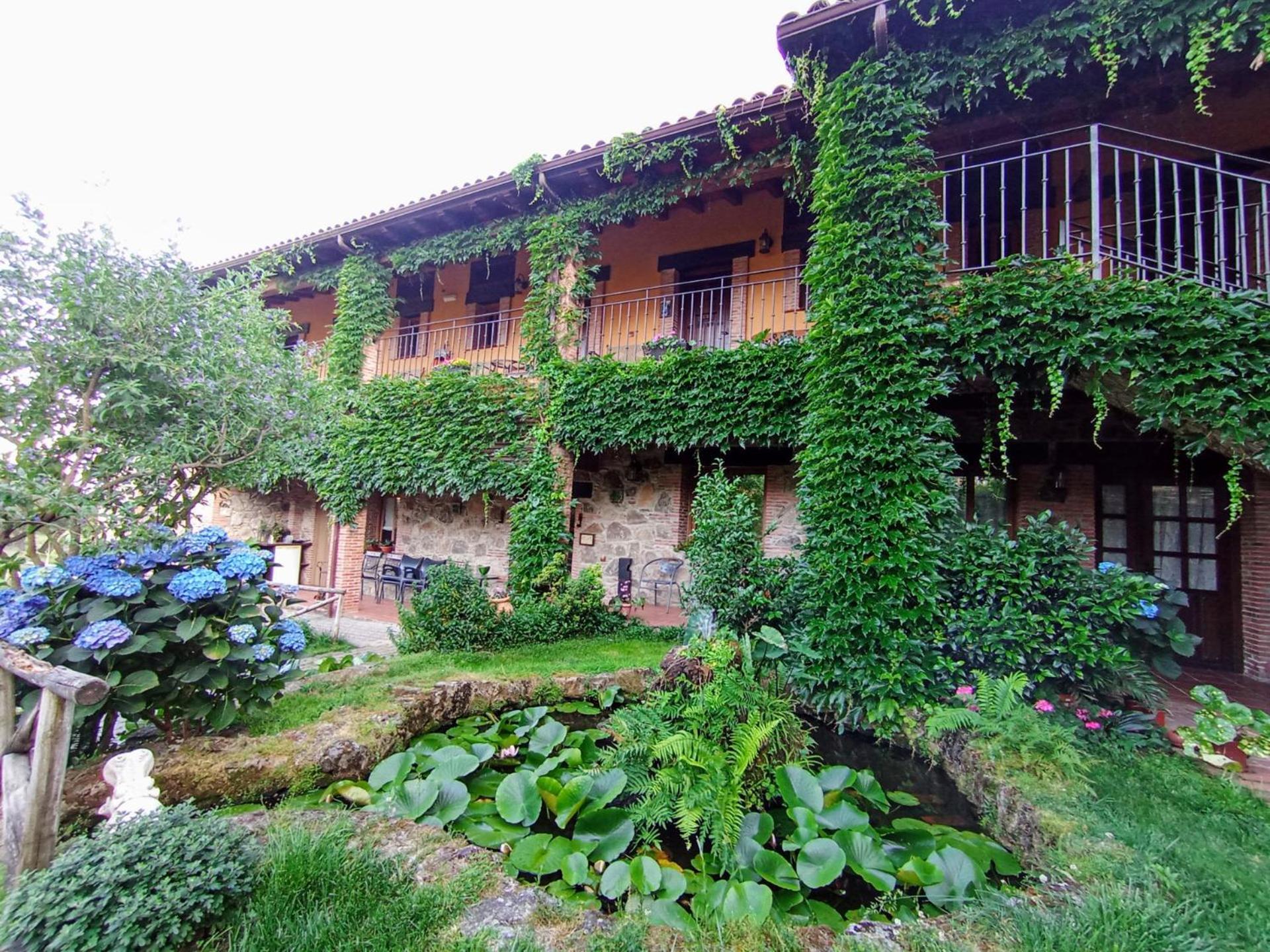 Hotel Rural La Covacha Losar De La Vera Esterno foto